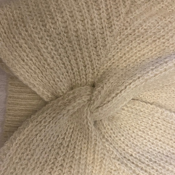 Knit cross over sweater - Picture 5 of 6